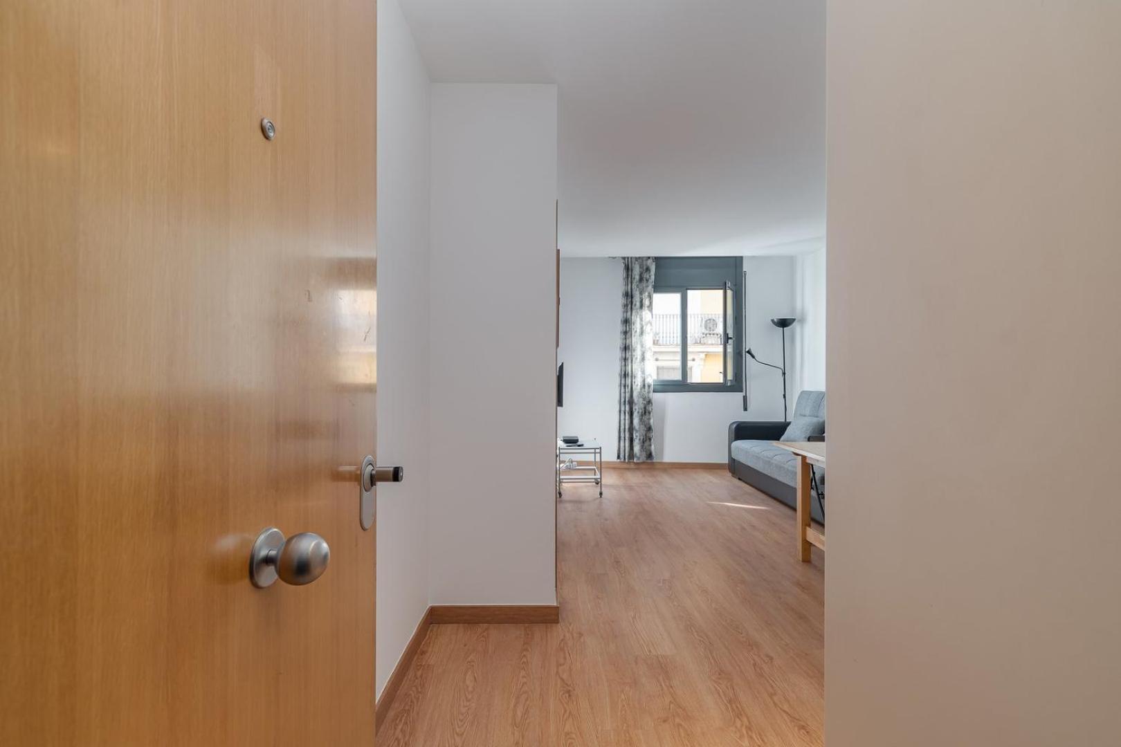 Guestready - Bright Home Near Montjuic Barcelona Luaran gambar
